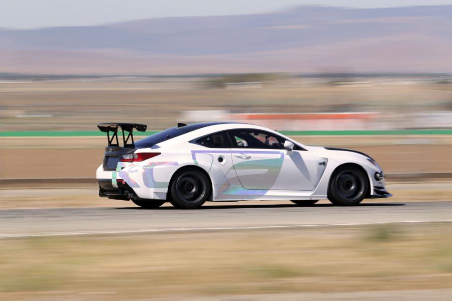  Lexus RC F GT Concept 2015 года  (фото 8 из 10)